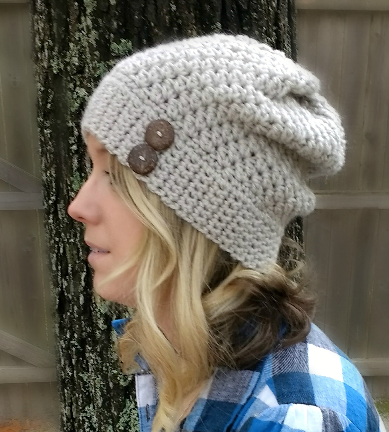alabaster slouch crochet beanie