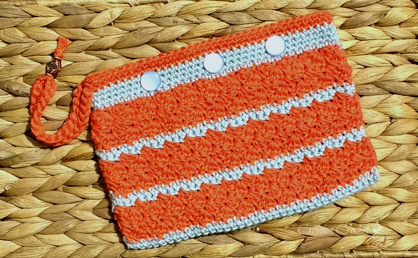 silt stitch clutch pattern