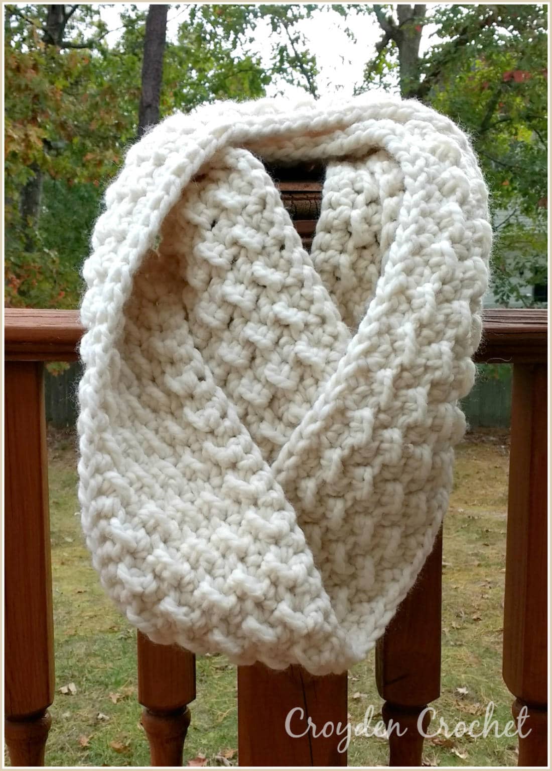 Fluffy Clouds Infinity Scarf - CROCHET PATTERN ONLY! - Image 3